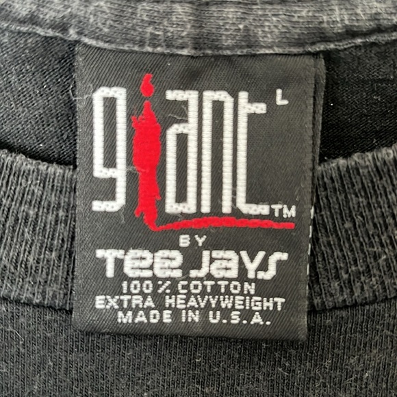 Warner Bros. ‘shield’ logo black t-shirt - Picture 2 of 4